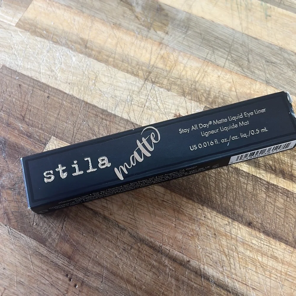 💕🌙Stila Intense Black Matte Stay All Day Liquid Liner